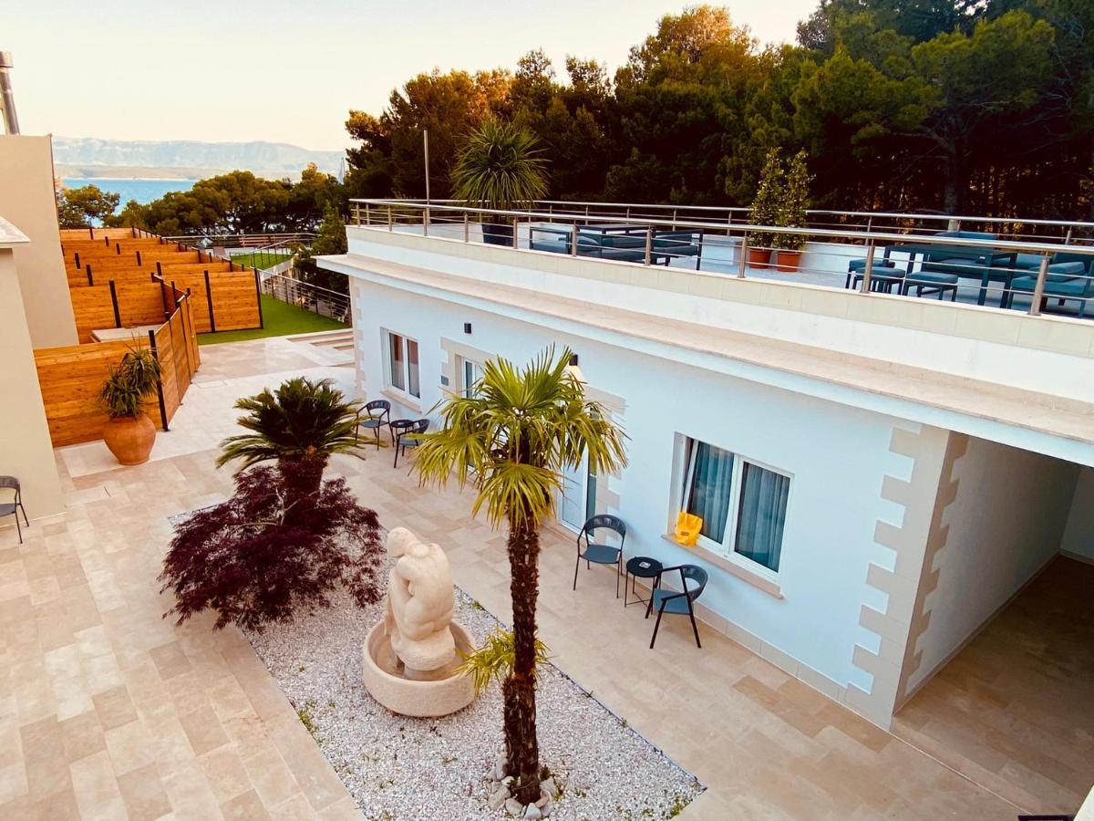 Zlatni Rat Beach Resort ボル エクステリア 写真