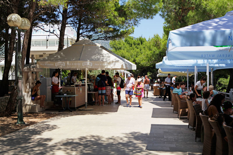 Zlatni Rat Beach Resort ボル エクステリア 写真